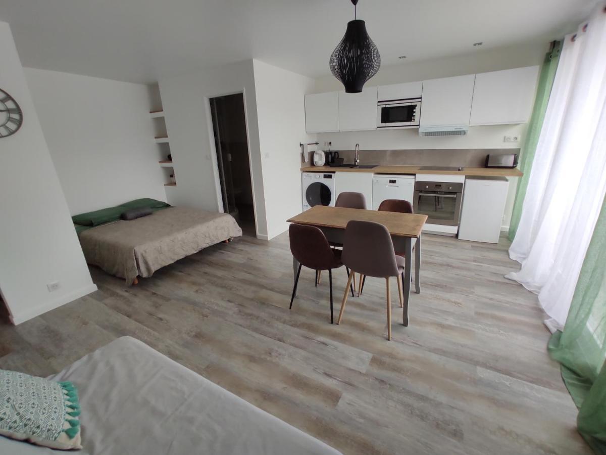 Appartement Climatise Avec Balcon,Wifi, Proche Remparts Avignon Luaran gambar